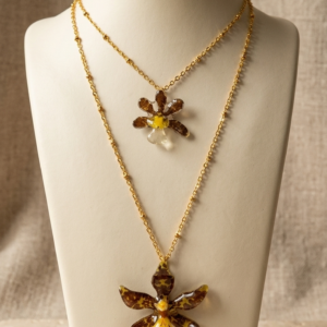 Collar de Orquídea.
